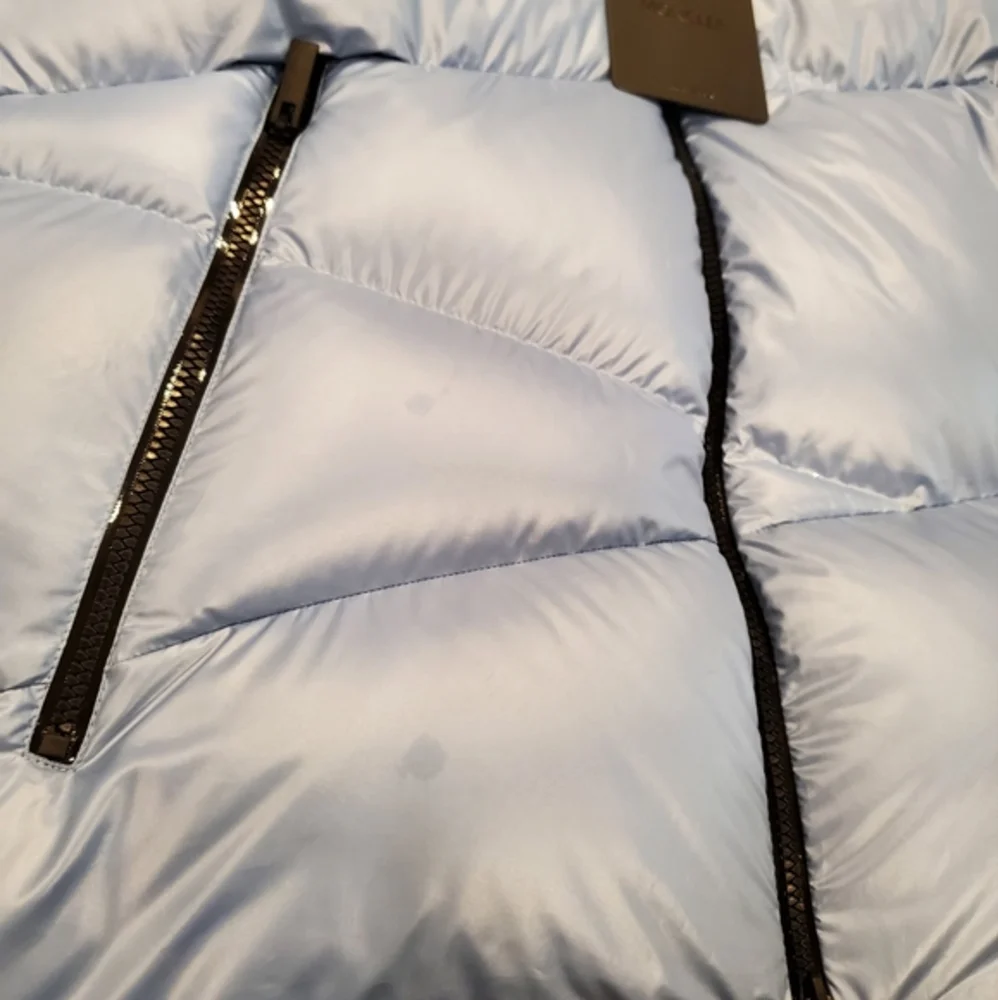NWT$1,860 MONCLER Yonne Zigzag Channeled Blue Down Puffer Jacket Coat Sz 4 (XL) - Picture 14 of 16